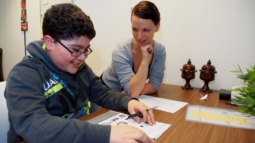 Lachen tijdens de huiswerkbegeleiding